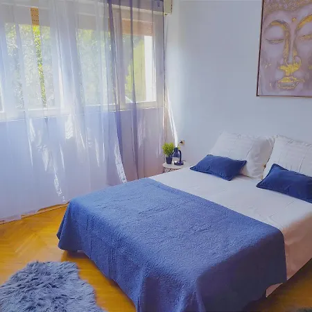 Self Check In Two Bedroom In *